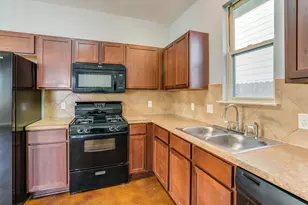 4525 Senda Ln, Austin, TX 78725 - Photo 8