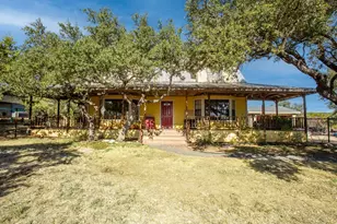 350 Hugo Rd, San Marcos, TX 78666 - Photo 2