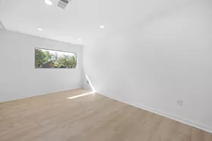 5261 Meadow Creek Dr, Austin, TX 78745 - Photo 14