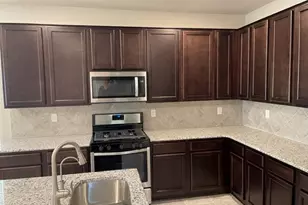 3129 Morlanga St, New Braunfels, TX 78130 - Photo 6