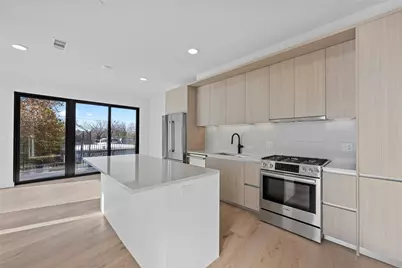 2209 S 1st Street #321, Austin, TX 78704 - Photo 1