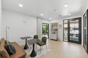 2209 S 1st St, Austin, TX 78704 - Photo 32