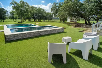 141 Grassyville Road, Paige, TX 78659 - Photo 16