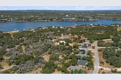 21710 Cardinal Avenue, Lago Vista, TX 78645 - Photo 8