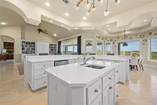 2004 Canonero Dr, Austin, TX 78746 - Photo 10