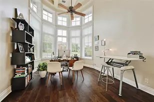 2004 Canonero Dr, Austin, TX 78746 - Photo 16