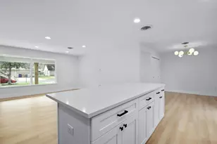 2300 Fair Oaks Dr, Austin, TX 78745 - Photo 10