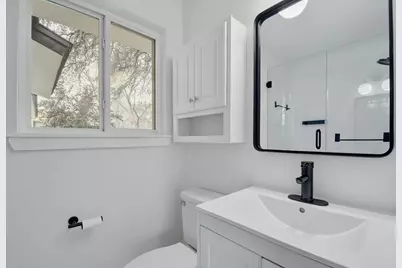 2300 Fair Oaks Drive, Austin, TX 78745 - Photo 18