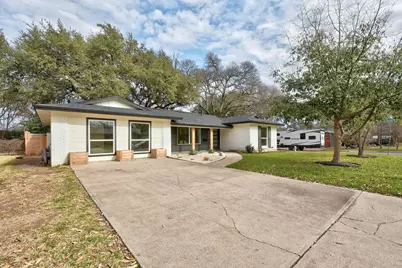 2300 Fair Oaks Drive, Austin, TX 78745 - Photo 2