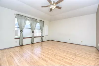 17820 Park Valley Drive, Round Rock, TX 78681 - Photo 8