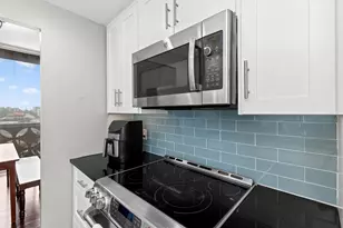 1801 Lavaca St, Austin, TX 78701 - Photo 8