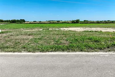 1041 Saltgrass Drive, Salado, TX 76571 - Photo 14