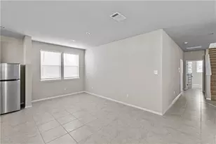 124 Fabion St, Kyle, TX 78640 - Photo 8