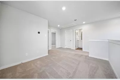 156 Hornet Street, Elgin, TX 78621 - Photo 22
