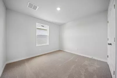156 Hornet Street, Elgin, TX 78621 - Photo 10