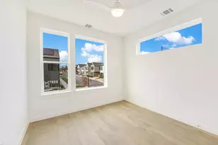 2211 E M. Franklin Ave, Austin, TX 78723 - Photo 10