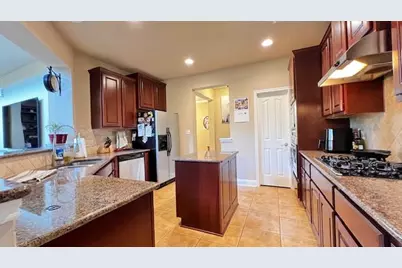 7908 Menler Drive, Austin, TX 78735 - Photo 6