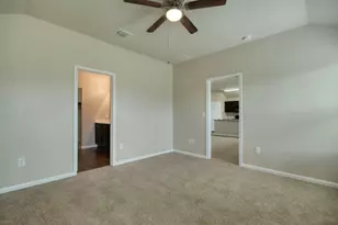 232 Voss, Kyle, TX 78640 - Photo 8