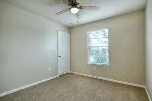 232 Voss, Kyle, TX 78640 - Photo 10