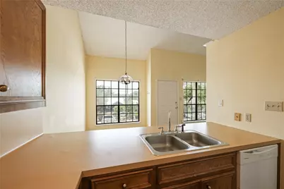 1610 Waterston Avenue #11, Austin, TX 78703 - Photo 14