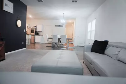 313 Magnum Force Drive, Jarrell, TX 76537 - Photo 6