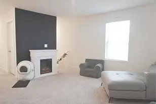 313 Magnum Force Dr, Jarrell, TX 76537 - Photo 14