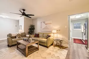 6108 Calmar Cove, Austin, TX 78721 - Photo 10
