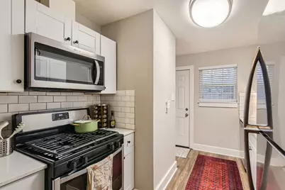6108 Calmar Cove #B, Austin, TX 78721 - Photo 12