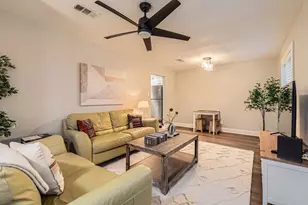 6108 Calmar Cove, Austin, TX 78721 - Photo 4
