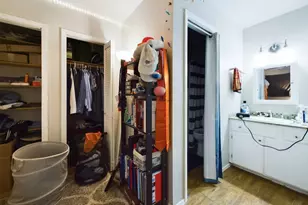 304 E 33rd St, Austin, TX 78705 - Photo 10