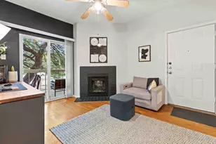 114 E 31st St, Austin, TX 78705 - Photo 4