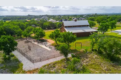 101 Woodstock Circle, Spicewood, TX 78669 - Photo 32