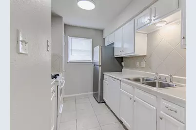 900 Sirocco Drive #B, Austin, TX 78745 - Photo 8
