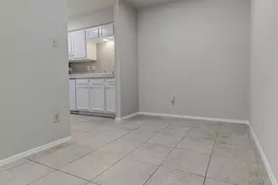 900 Sirocco Dr, Austin, TX 78745 - Photo 8