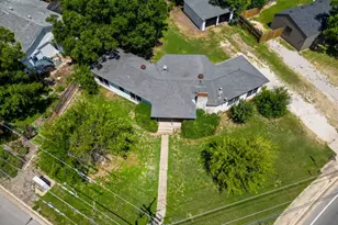 710 E Austin Ave, Round Rock, TX 78664 - Photo 22