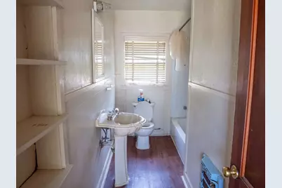710 E Austin Avenue, Round Rock, TX 78664 - Photo 8