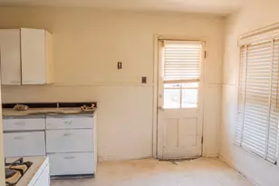 710 E Austin Ave, Round Rock, TX 78664 - Photo 18