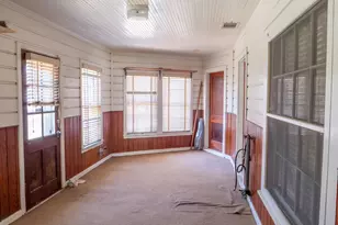 710 E Austin Ave, Round Rock, TX 78664 - Photo 14