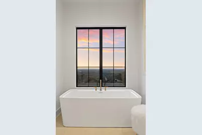 1562 Canyon Crossing View, Dripping Springs, TX 78620 - Photo 20