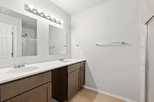 112 Brianna Cir, Johnson City, TX 78636 - Photo 20