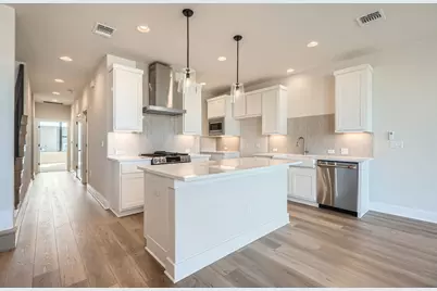 9033 Cattle Baron Path, Austin, TX 78747 - Photo 6