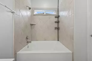 7712 Libretto Ln, Austin, TX 78744 - Photo 16