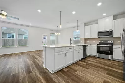 7712 Libretto Lane, Austin, TX 78744 - Photo 10