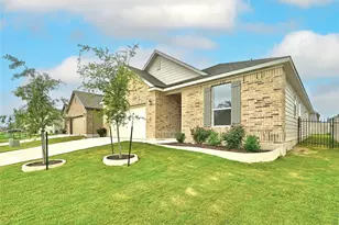 7712 Libretto Ln, Austin, TX 78744 - Photo 2