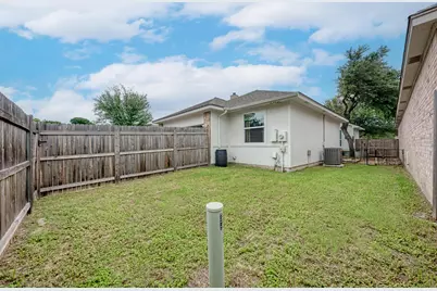 922 Thackeray Lane, Pflugerville, TX 78660 - Photo 32