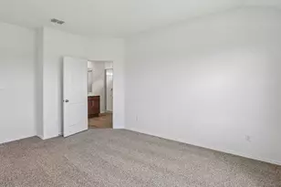 360 San Juan Trl, Bastrop, TX 78602 - Photo 24