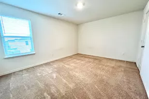 360 Cres Park Dr, Jarrell, TX 76537 - Photo 24