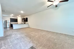 360 Cres Park Dr, Jarrell, TX 76537 - Photo 8