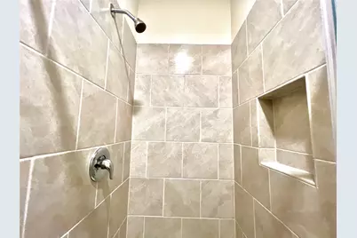 360 Crescent Park Drive, Jarrell, TX 76537 - Photo 18