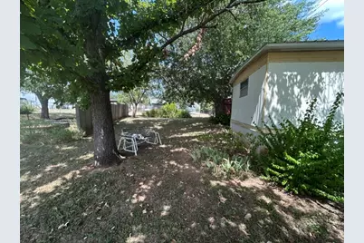 105 Elizabeth Drive, Spicewood, TX 78669 - Photo 8